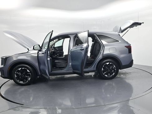 Used 2024 Kia Sorento S FWD image 64