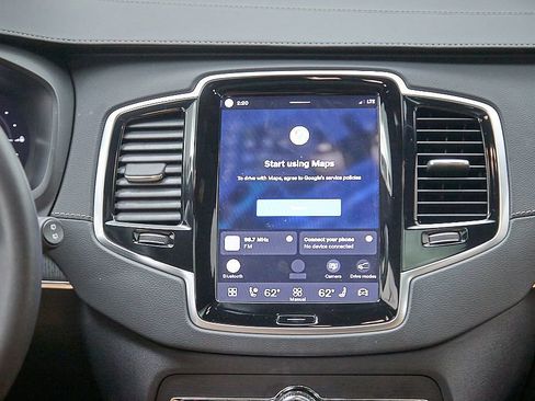 Certified 2024 Volvo XC90 T8 Ultimate w/ Protection Package image 29