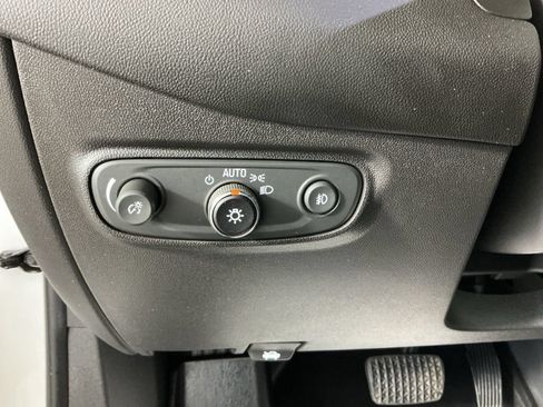 Used 2019 Chevrolet Equinox Premier AWD/4WD image 21