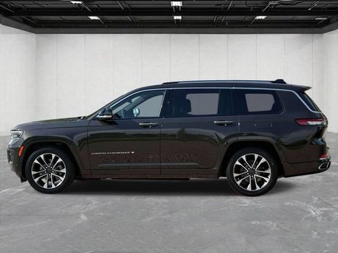 Used 2023 Jeep Grand Cherokee L Overland AWD/4WD image 2