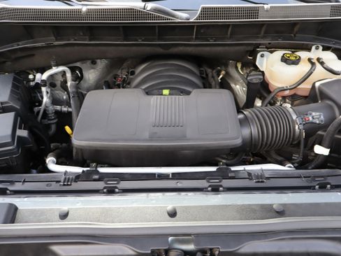 Used 2023 Chevrolet Silverado 1500 LTZ AWD/4WD image 43