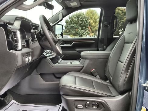 New 2025 GMC Sierra 2500 Denali w/ Denali Reserve Package image 20