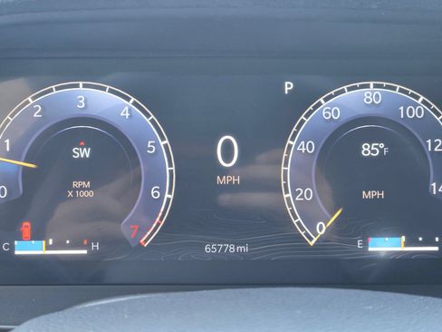 Used 2023 Jeep Grand Cherokee L Laredo w/ Luxury Tech Group I AWD/4WD image 29
