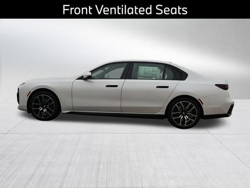 New 2026 BMW 740i xDrive w/ Executive Package AWD/4WD image 38