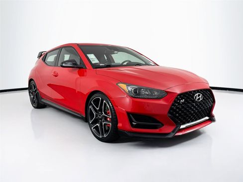 Used 2021 Hyundai Veloster N image 9