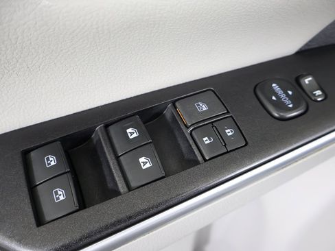 Used 2015 Toyota Camry SE image 33