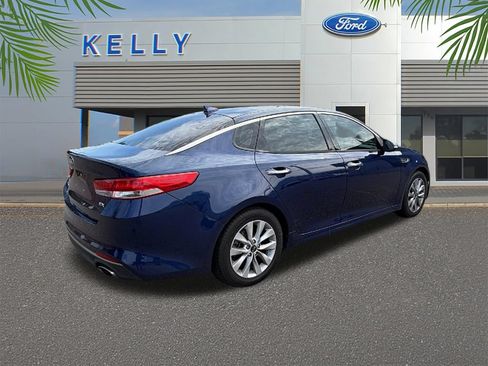 Used 2017 Kia Optima EX FWD image 5