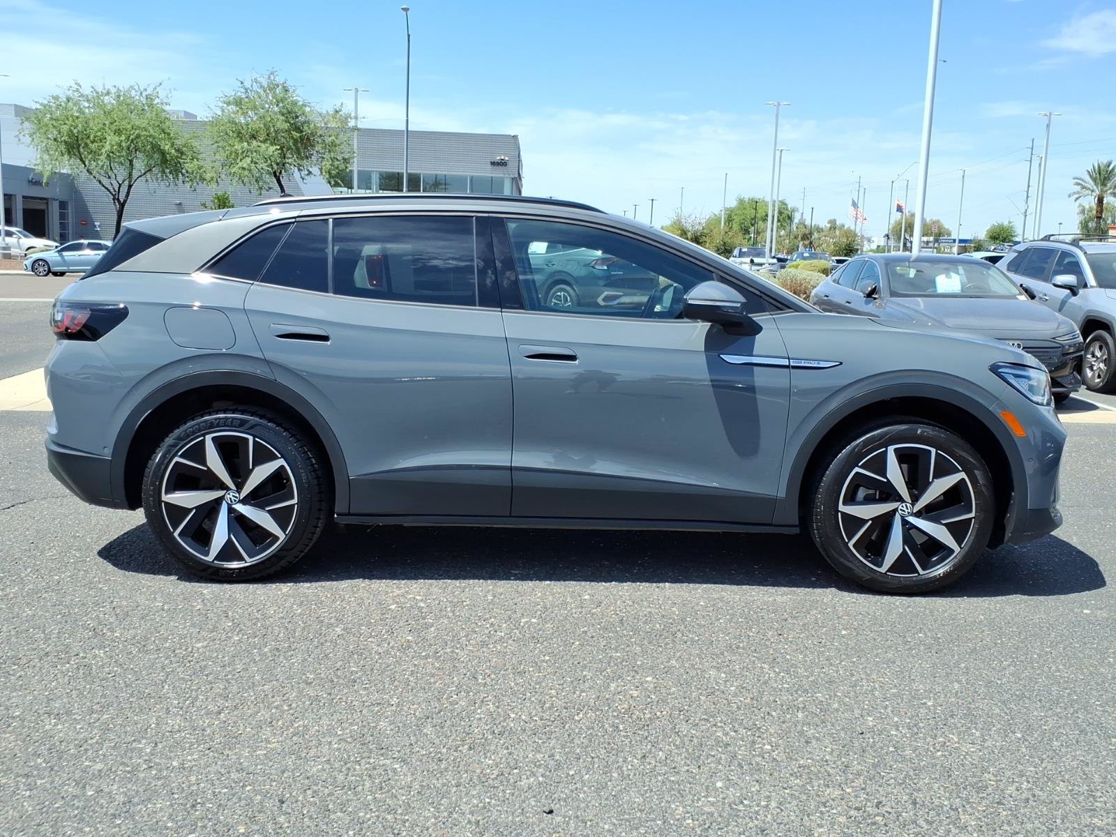Certified 2023 Volkswagen ID.4 Pro S AWD/4WD image 8