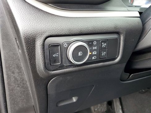 Used 2023 Ford Explorer XLT w/ Equipment Group 202A image 14