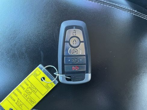 Used 2021 Ford Explorer XLT w/ Equipment Group 202A image 25