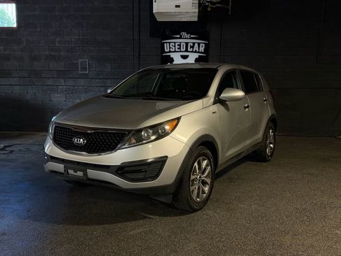 Used 2016 Kia Sportage LX AWD/4WD image 1