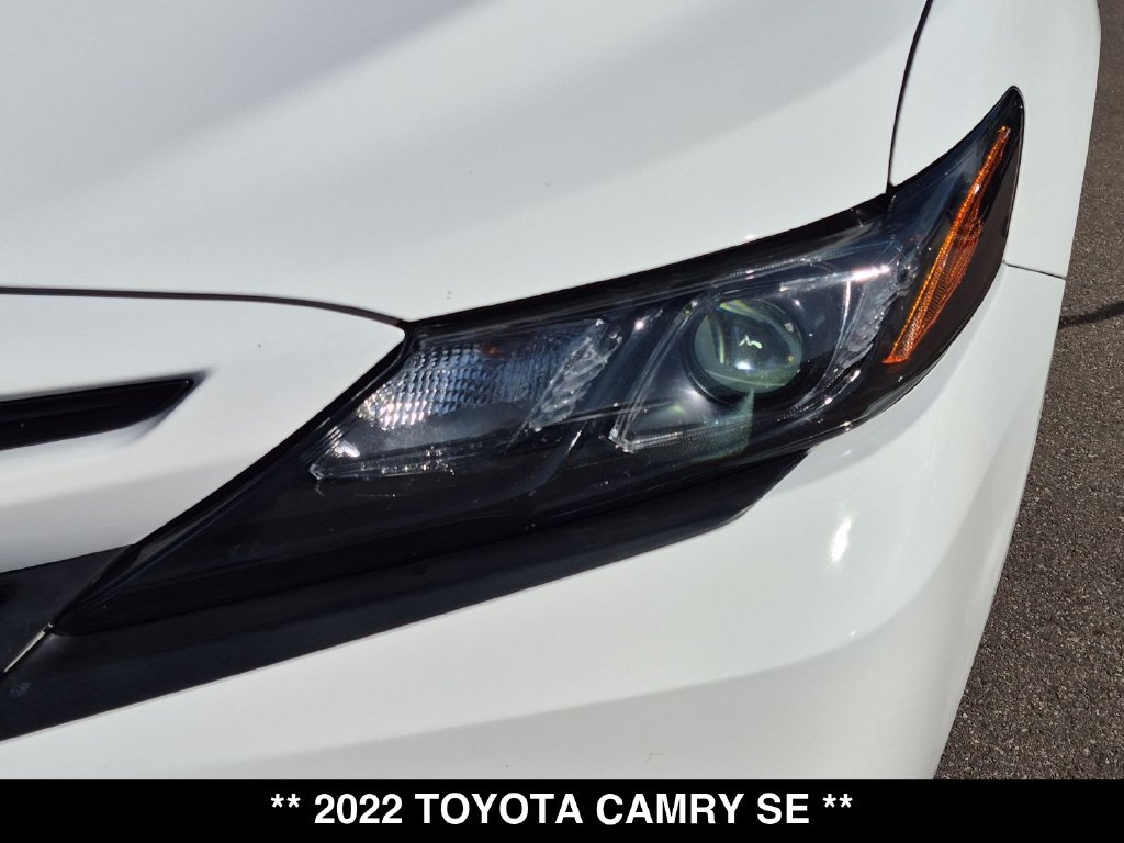 Used 2022 Toyota Camry SE AWD/4WD image 15