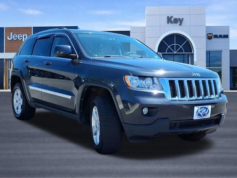 Used 2013 Jeep Grand Cherokee Laredo AWD/4WD image 7