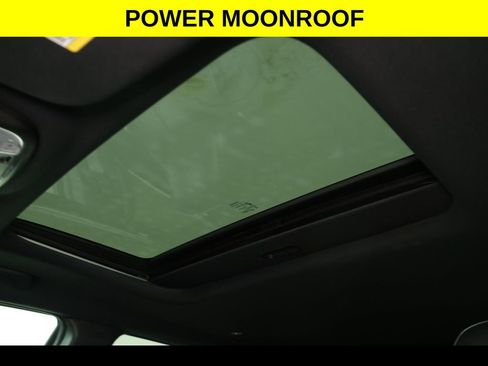 Used 2021 Jeep Grand Cherokee Limited image 3