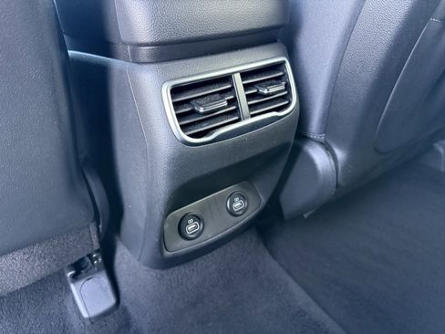 Used 2023 Hyundai Santa Fe SEL image 32