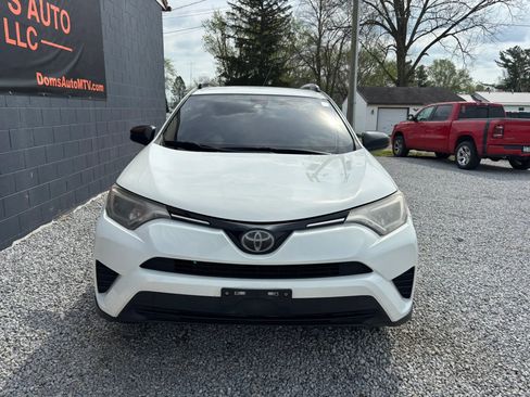 Used 2018 Toyota RAV4 LE w/ All Weather Liner Package image 10