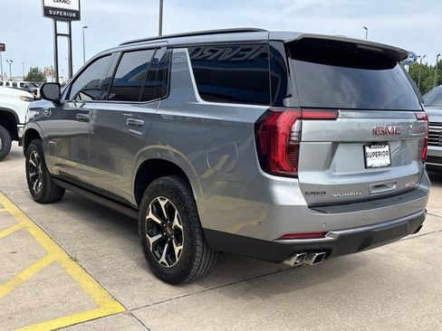 Used 2025 GMC Yukon AT4 w/ AT4 Premium Plus Package AWD/4WD image 9
