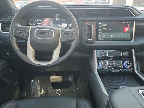 Used 2022 GMC Yukon Denali image 13