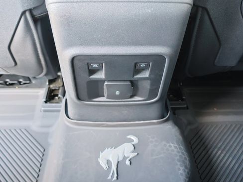 Certified 2024 Ford Bronco Black Diamond image 33