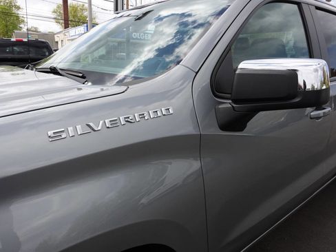 Used 2023 Chevrolet Silverado 1500 LT AWD/4WD image 9