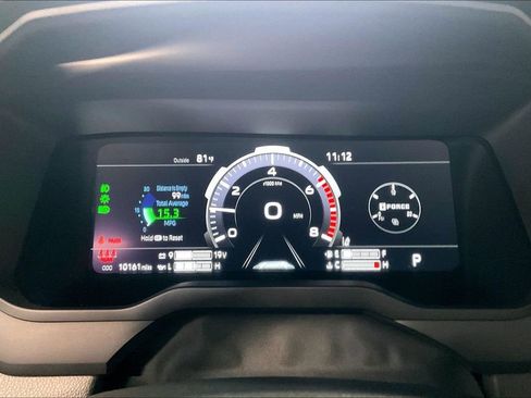 Used 2026 Toyota Tundra Limited AWD/4WD image 7