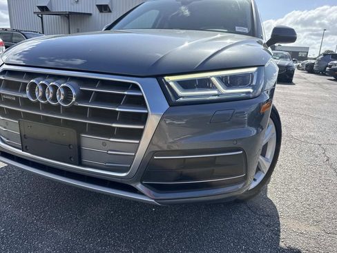 Used 2020 Audi Q5 2.0T Premium Plus w/ Premium Plus Package AWD/4WD image 9