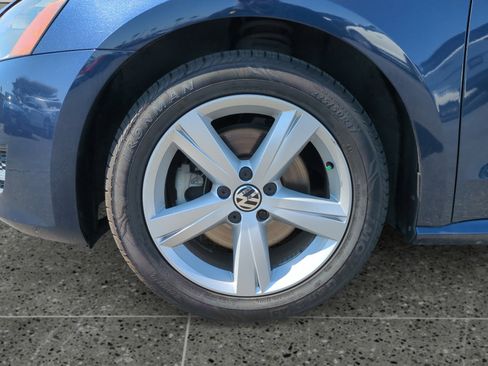 Used 2015 Volkswagen Passat 1.8T SE image 14