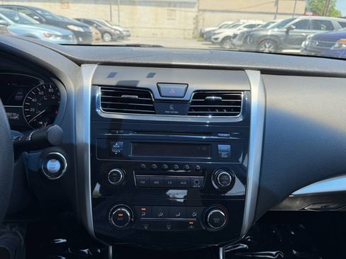 Used 2014 Nissan Altima 2.5 S FWD image 19