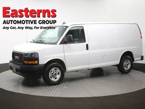 Used 2020 GMC Savana 3500 w/ Driver Convenience Package RWD image 57