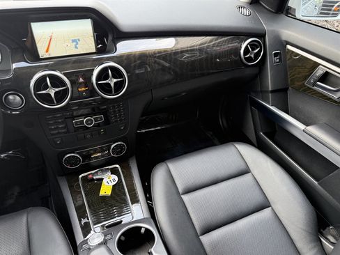 Used 2015 Mercedes-Benz GLK 350 2WD image 23