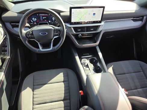 Used 2025 Ford Explorer ST-Line AWD/4WD image 10