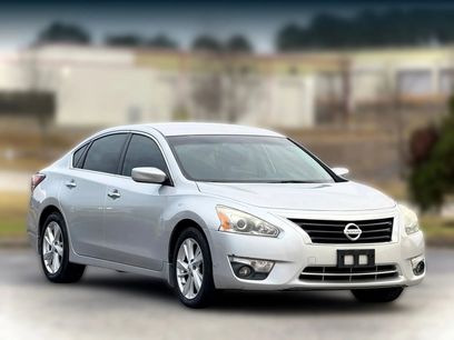 Used 2015 Nissan Altima 2.5 SV