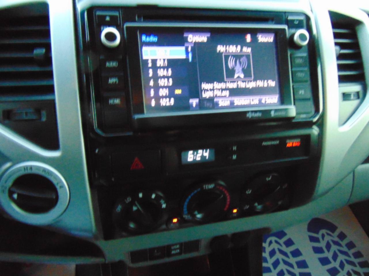Used 2014 Toyota Tacoma 4x4 Double Cab w/ TRD Off-Road Package image 20