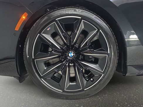 New 2026 BMW 760i xDrive w/ Executive Package AWD/4WD image 32