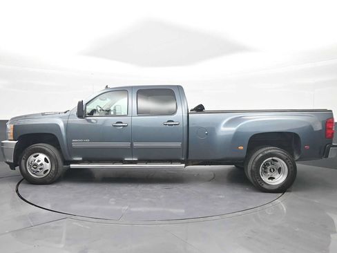 Used 2012 Chevrolet Silverado 3500 LTZ AWD/4WD image 5