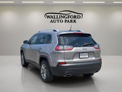 Used 2020 Jeep Cherokee Latitude Plus image 6