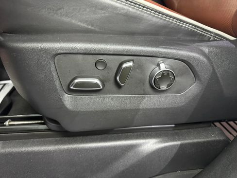 Used 2023 GMC Sierra 1500 Denali Ultimate AWD/4WD image 12