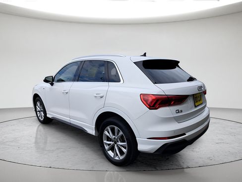 Used 2024 Audi Q3 2.0T Premium AWD/4WD image 5