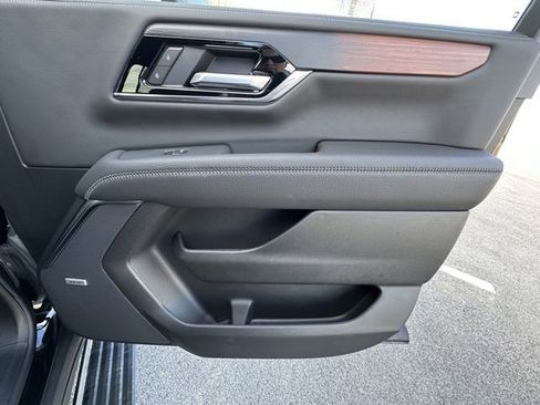 New 2026 GMC Yukon Denali image 31