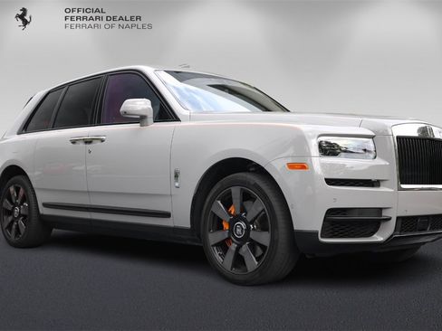 Used 2022 Rolls-Royce Cullinan w/ Dark Exterior Package image 1