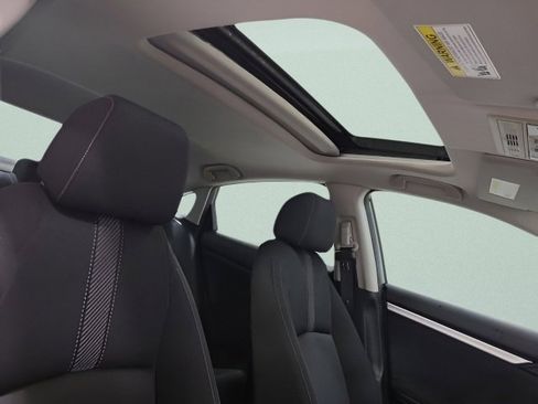 Used 2018 Honda Civic EX-T image 6