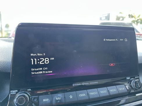 Certified 2023 Kia Seltos EX image 20