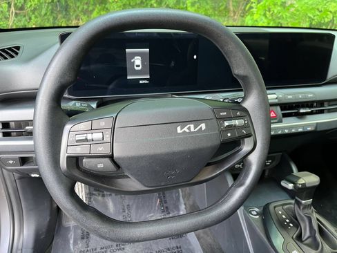 Used 2025 Kia K4 FWD image 27