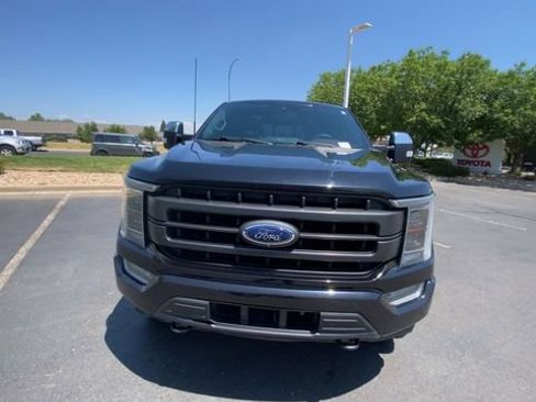 Used 2021 Ford F150 Lariat w/ Equipment Group 502A High AWD/4WD image 3