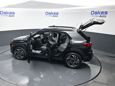 Used 2024 Chevrolet TrailBlazer RS w/ Driver Confidence Package image 58