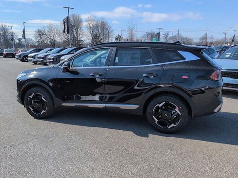 New 2026 Kia Sportage EX image 4