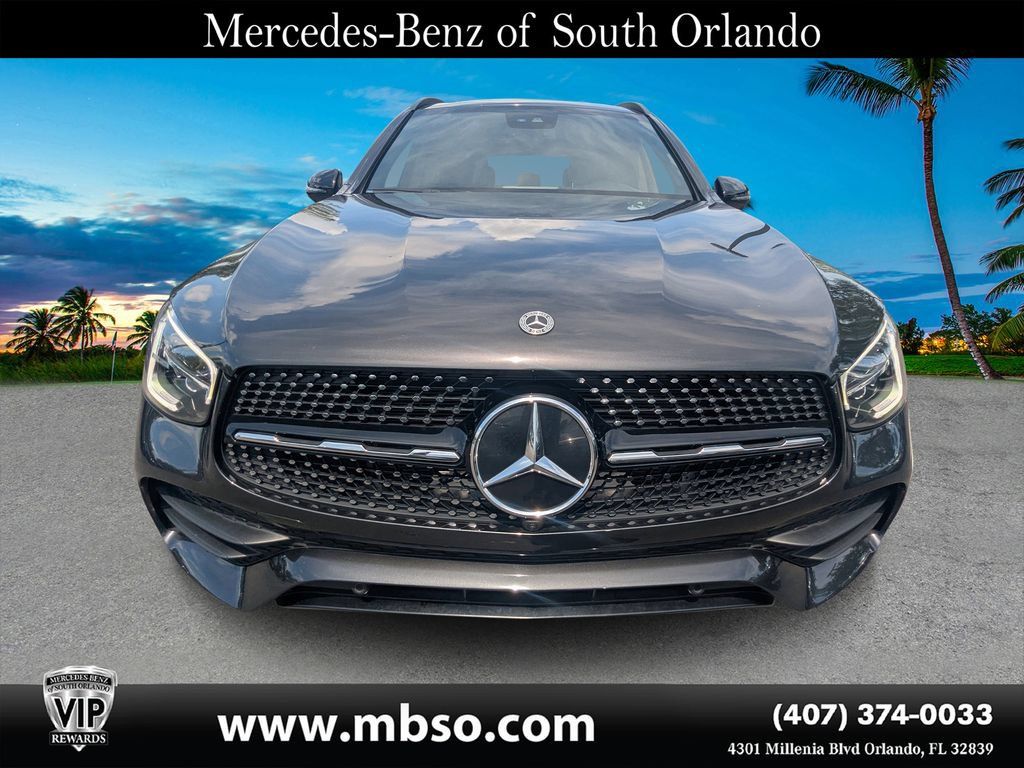 Used 2022 Mercedes-Benz GLC 300 w/ AMG Line image 18