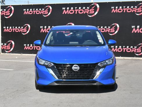 Used 2024 Nissan Sentra SV FWD image 2