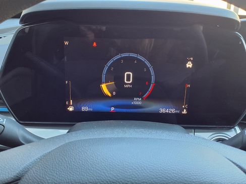 Used 2025 Chevrolet Trax LT image 15