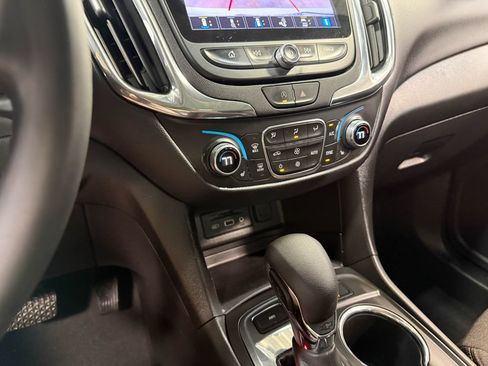 Used 2023 Chevrolet Equinox LT AWD/4WD image 82